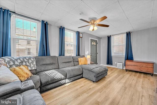 108 S COLLEGE ST, Myerstown, PA 17067