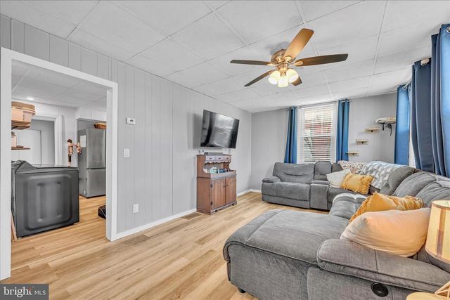 108 S COLLEGE ST, Myerstown, PA 17067