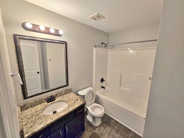 1085 Castlerock Dr, Clarksville, TN 37042