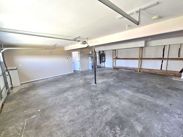 1085 Castlerock Dr, Clarksville, TN 37042