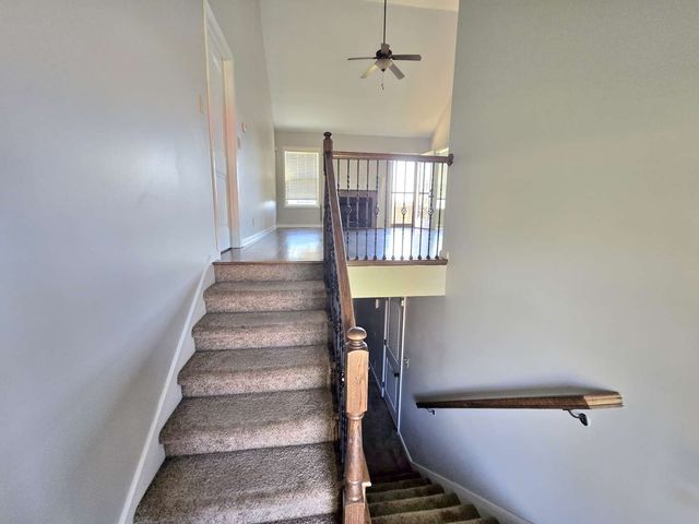 1085 Castlerock Dr, Clarksville, TN 37042