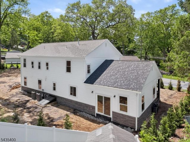 35 Stanhope Rd, Sparta Twp., NJ 07871