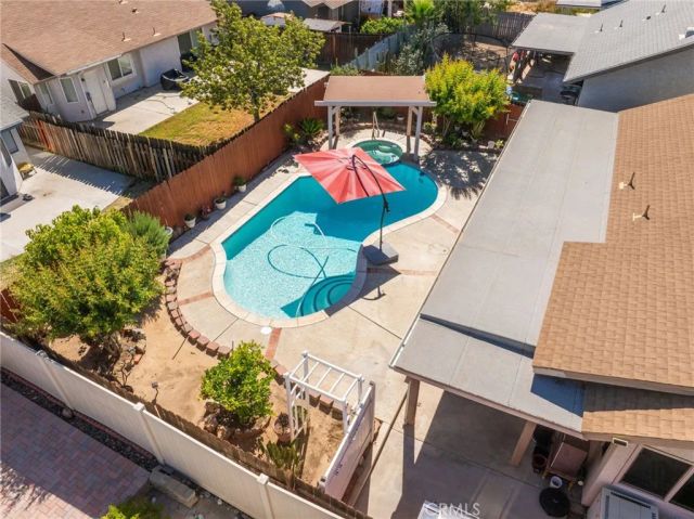 135 Bold Venture, Perris, CA 92571