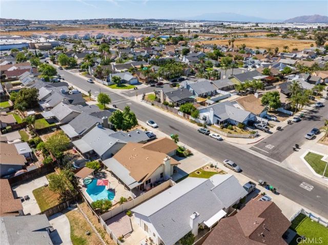 135 Bold Venture, Perris, CA 92571