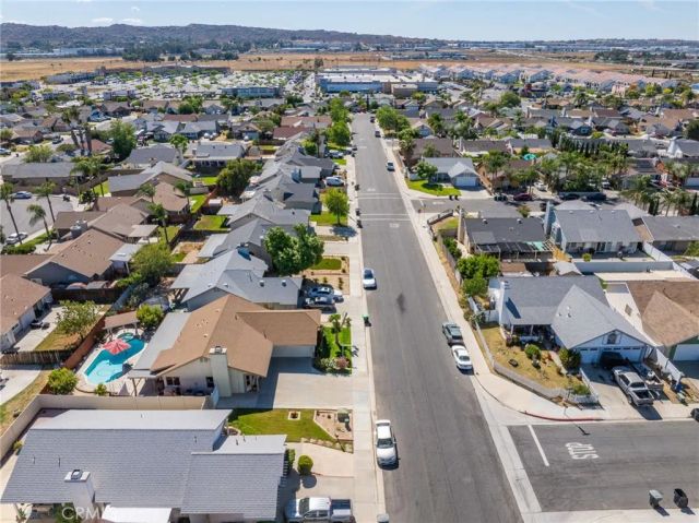 135 Bold Venture, Perris, CA 92571