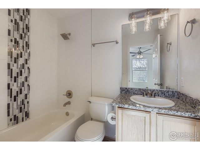 10697 Butte Dr S, Longmont, CO 80504