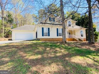426 Pates Lake Court, Hampton, GA 30228