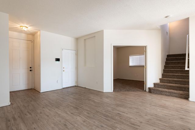 3540 Clear Creek Road NE, Rio Rancho, NM 87144