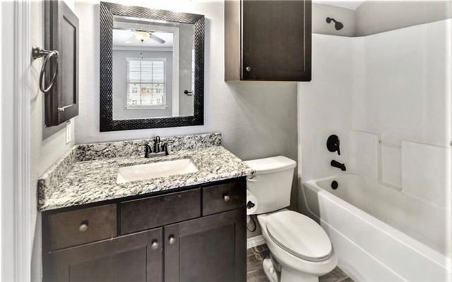 301 Southwest Parkway 317, College Station, TX 77840