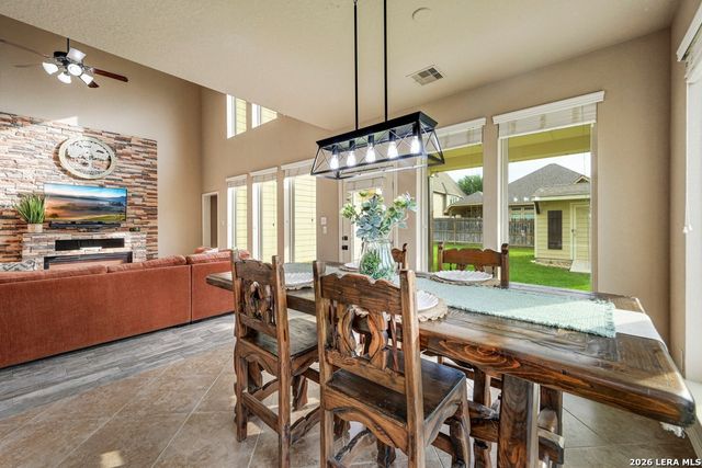 2965 Saddlehorn, Seguin, TX 78155