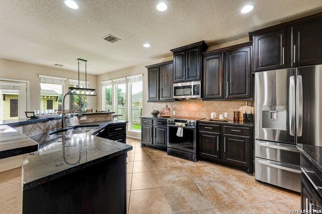 2965 Saddlehorn, Seguin, TX 78155