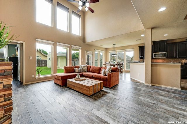 2965 Saddlehorn, Seguin, TX 78155