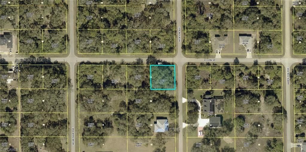 2806 E 19th ST, Lehigh Acres, FL 33972