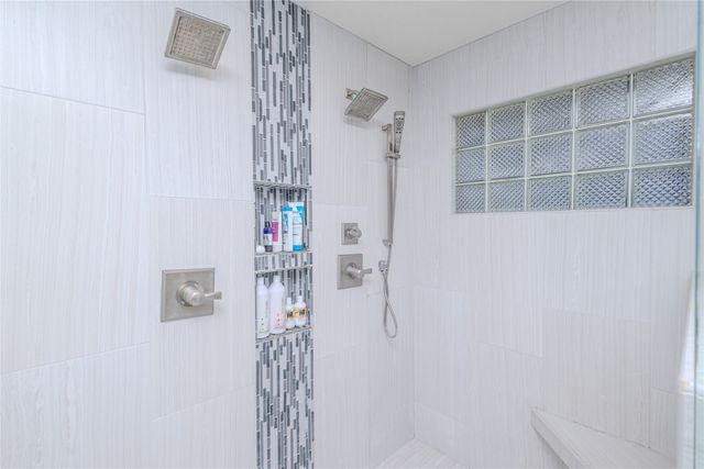 1401 NW Cedarwood Drive, Ankeny, IA 50023