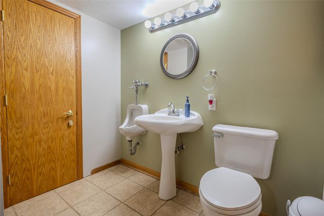 1401 NW Cedarwood Drive, Ankeny, IA 50023