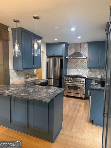 1973 W Lakeside Drive, Decatur, GA 30032