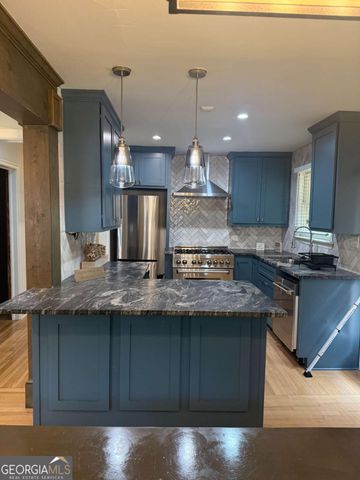 1973 W Lakeside Drive, Decatur, GA 30032