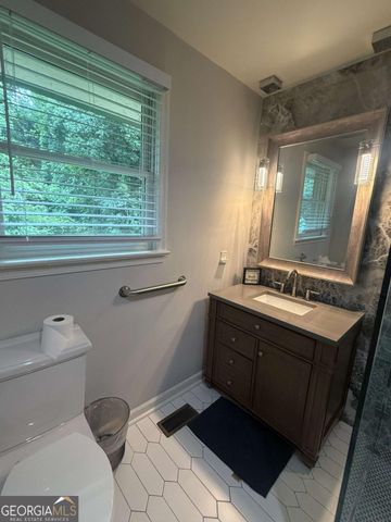 1973 W Lakeside Drive, Decatur, GA 30032