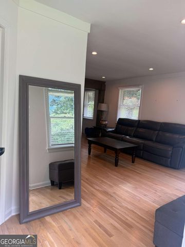 1973 W Lakeside Drive, Decatur, GA 30032