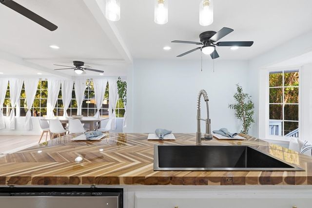 680 W 46Th St, Jacksonville, FL 32208