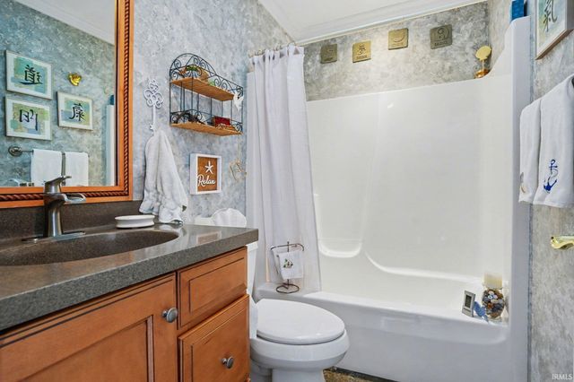 29453 River Shore Estate, Elkhart, IN 46516