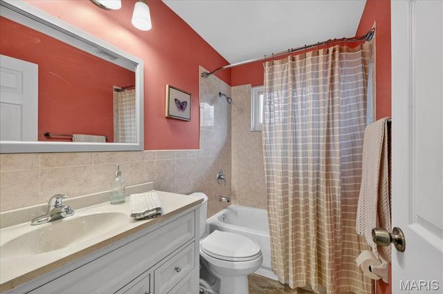 1104 Cantina Drive, Chesterfield, MO 63141