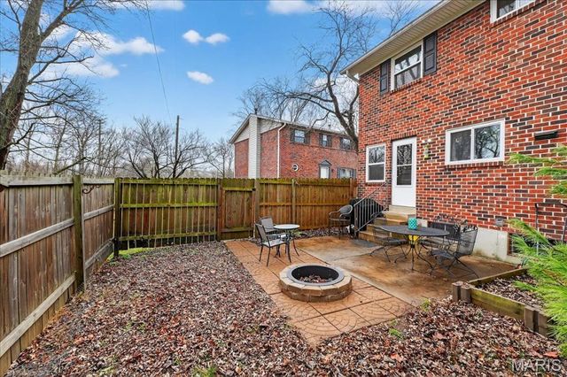 1104 Cantina Drive, Chesterfield, MO 63141