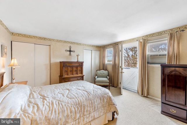 3602 ESSEX LN, Philadelphia, PA 19114