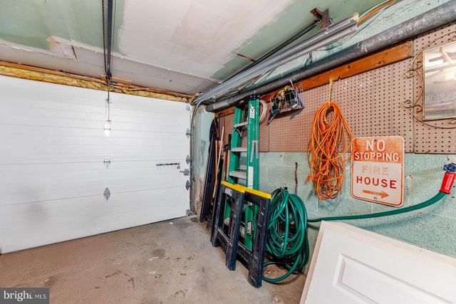 3602 ESSEX LN, Philadelphia, PA 19114