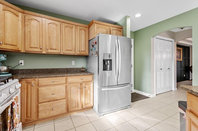 2657 Arran Quay Terrace, Valparaiso, IN 46385