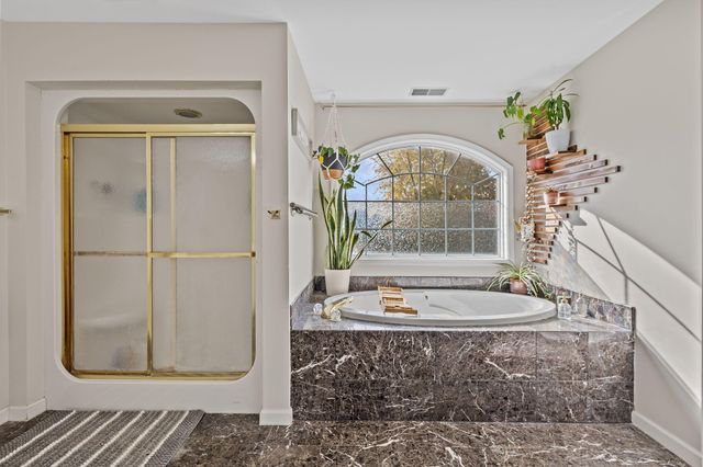 2657 Arran Quay Terrace, Valparaiso, IN 46385