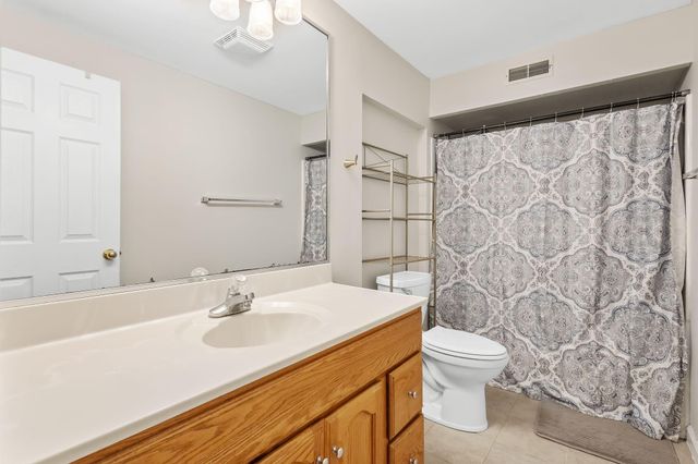 2657 Arran Quay Terrace, Valparaiso, IN 46385