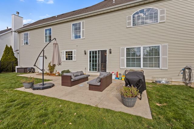 2657 Arran Quay Terrace, Valparaiso, IN 46385