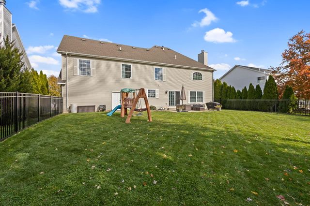 2657 Arran Quay Terrace, Valparaiso, IN 46385