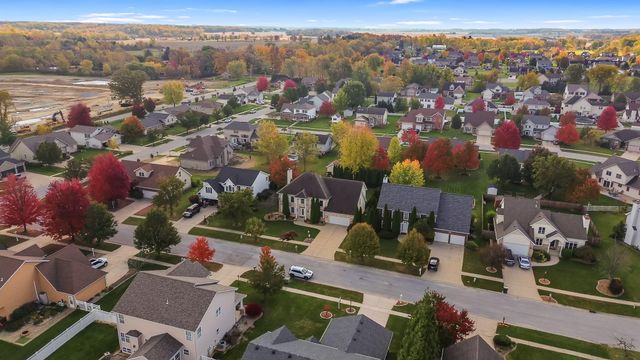 2657 Arran Quay Terrace, Valparaiso, IN 46385