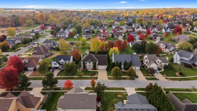 2657 Arran Quay Terrace, Valparaiso, IN 46385