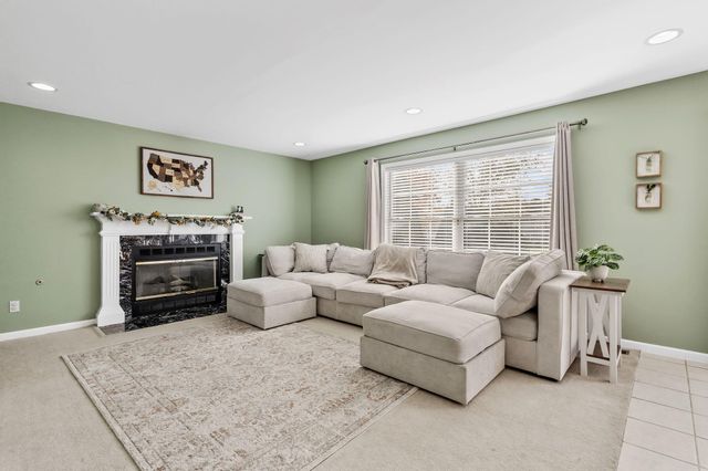 2657 Arran Quay Terrace, Valparaiso, IN 46385