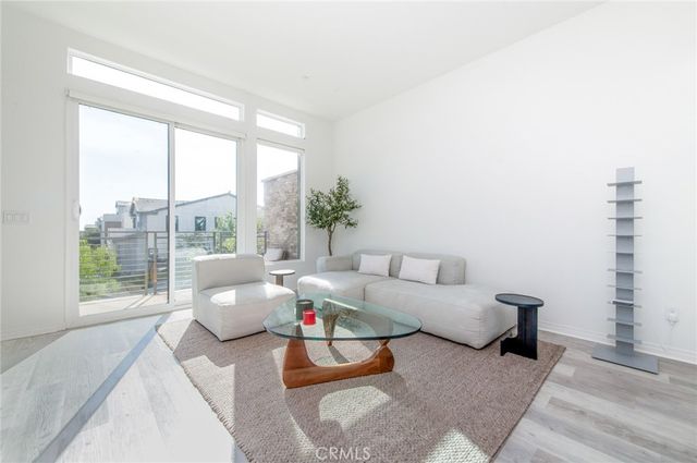 128 Keeper, Irvine, CA 92618