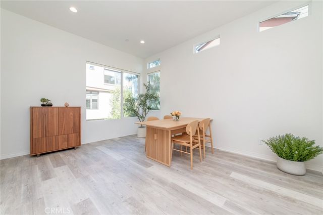 128 Keeper, Irvine, CA 92618
