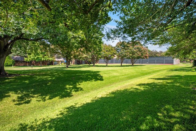 12332 Montego Plaza, Dallas, TX 75230