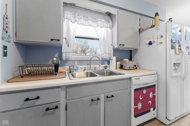 231 Hopkins Road, Indianapolis, IN 46229