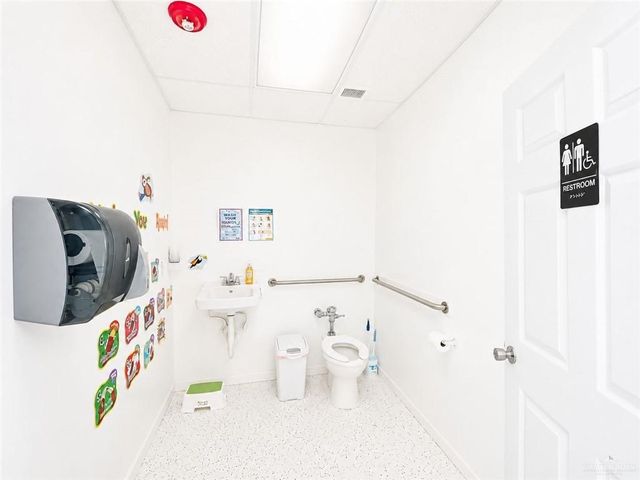1820 Perkins Avenue, Mission, TX 78572