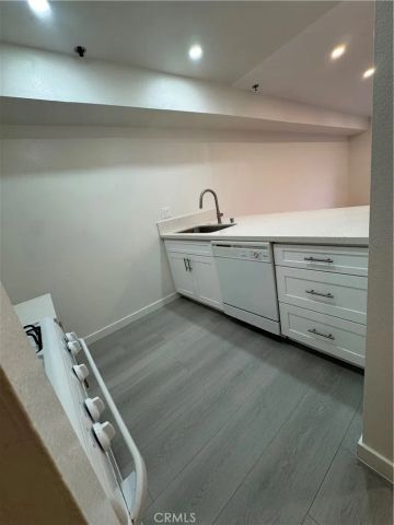 525 Concord Street 108, Glendale, CA 91203