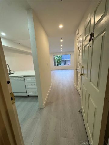 525 Concord Street 108, Glendale, CA 91203