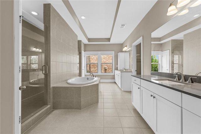 3760 Kentwood Court, Suwanee, GA 30024