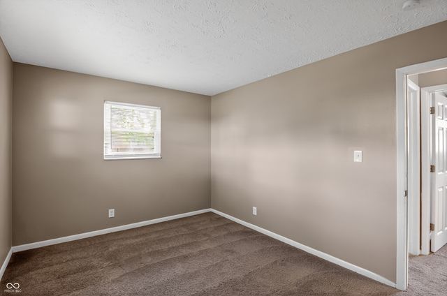 5012 Gambel Road, Indianapolis, IN 46221