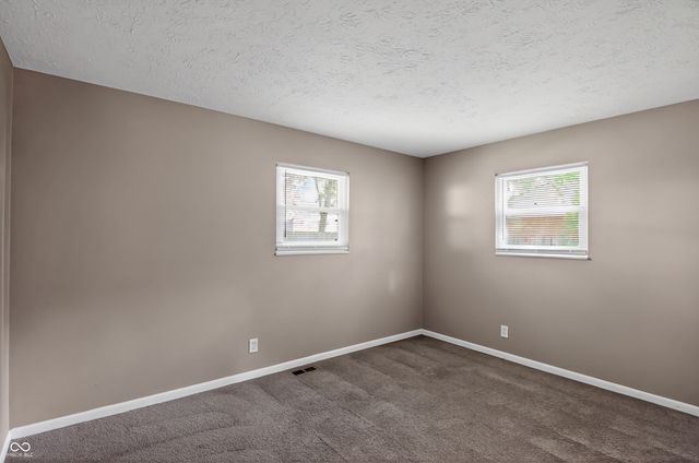 5012 Gambel Road, Indianapolis, IN 46221