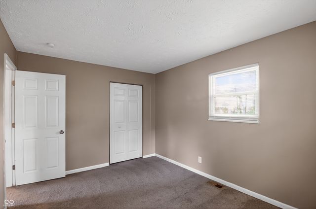 5012 Gambel Road, Indianapolis, IN 46221