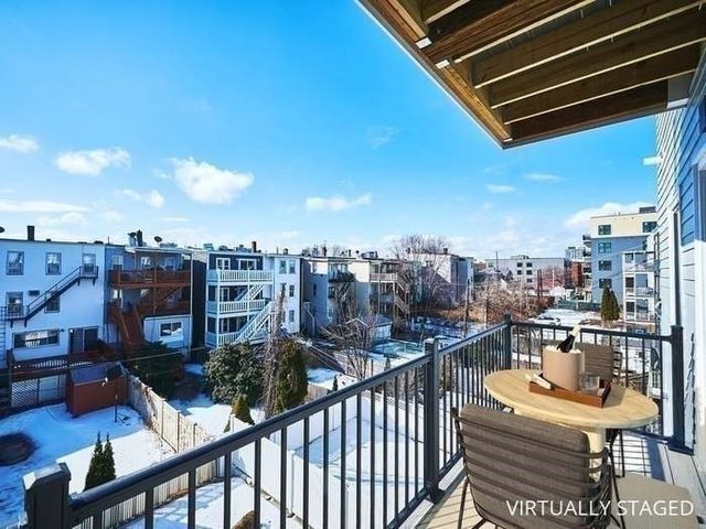 231 Maverick Street 3, Boston, MA 02128