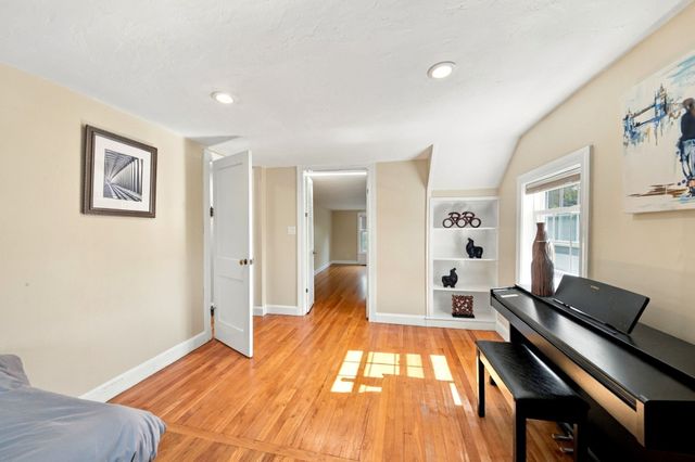 147 Elmlawn Rd, Braintree, MA 02184